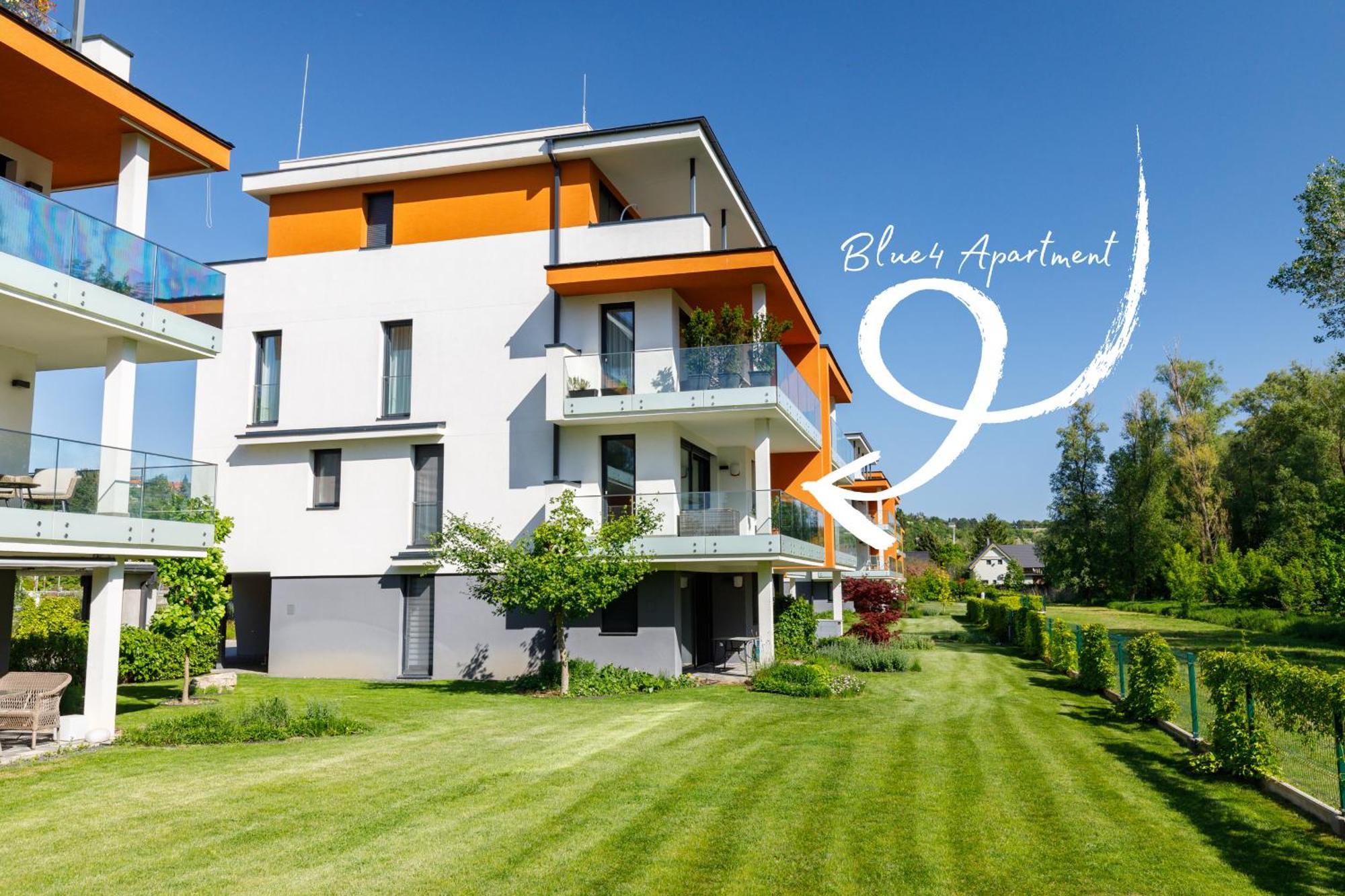 Blue4 Apartment Balatonfůzfő المظهر الخارجي الصورة